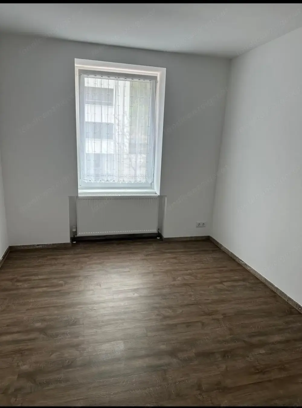 Neuwertige 3 Zimmerwohnung zu vermieten
