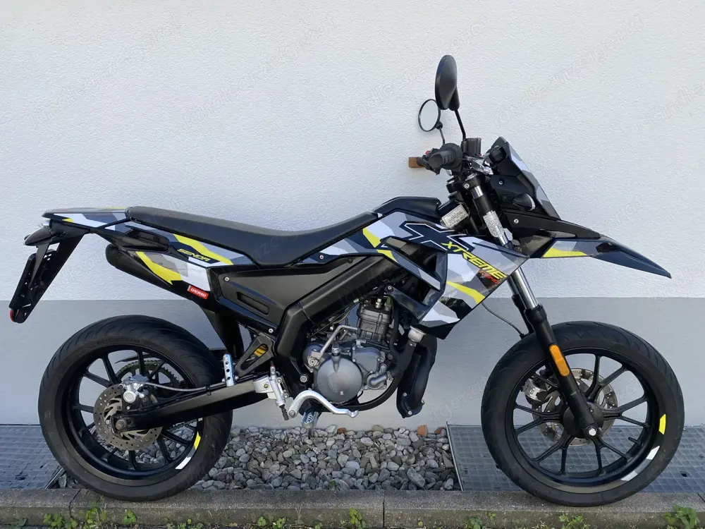 Derbi Senda DRD X-Treme Supermoto - Erstbesitz,  Bj. 06 2021