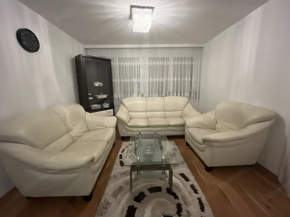 Sofa (weiß- Leder) zum verschenken Sofa (weiß- Leder) zum verschenken
