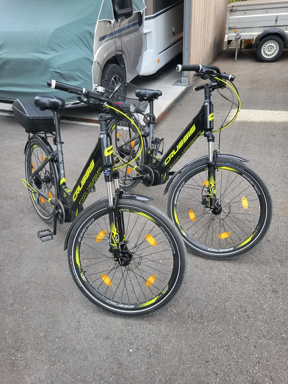 E- Bike - 1 x Herren und 1 x Damen