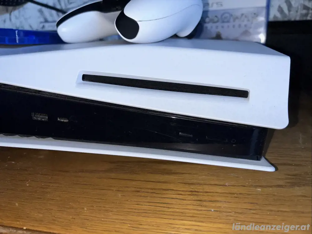 PlayStation 5 Disc Edition 500GB ,1 Controller &5 Spielen. Fast Wie Neu PlayStation 5 Disc Edition 500GB ,1 Controller &5 Spielen. Fast Wie Neu
