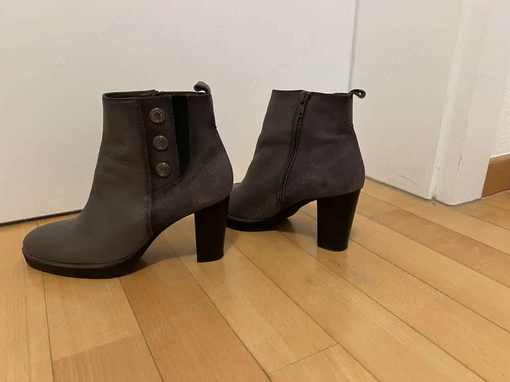 Hübsche Damenstiefelette Hübsche Damenstiefelette