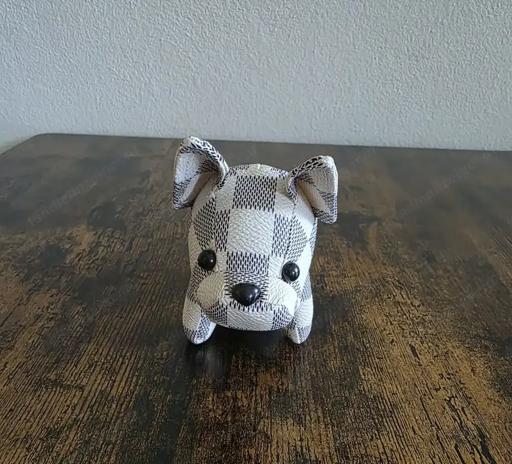 Hund Schlüsselanhänger Dekofigur kariertes Design Hund Schlüsselanhänger Dekofigur kariertes Design