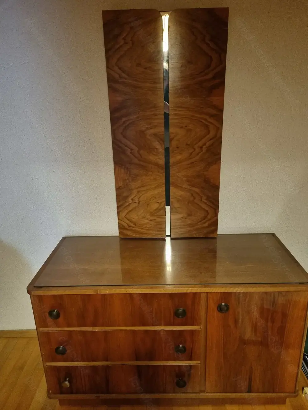 Spiegelschrank Antik 