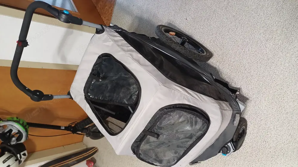 Hundebuggy mit Fahrradanhänger Hundebuggy mit Fahrradanhänger