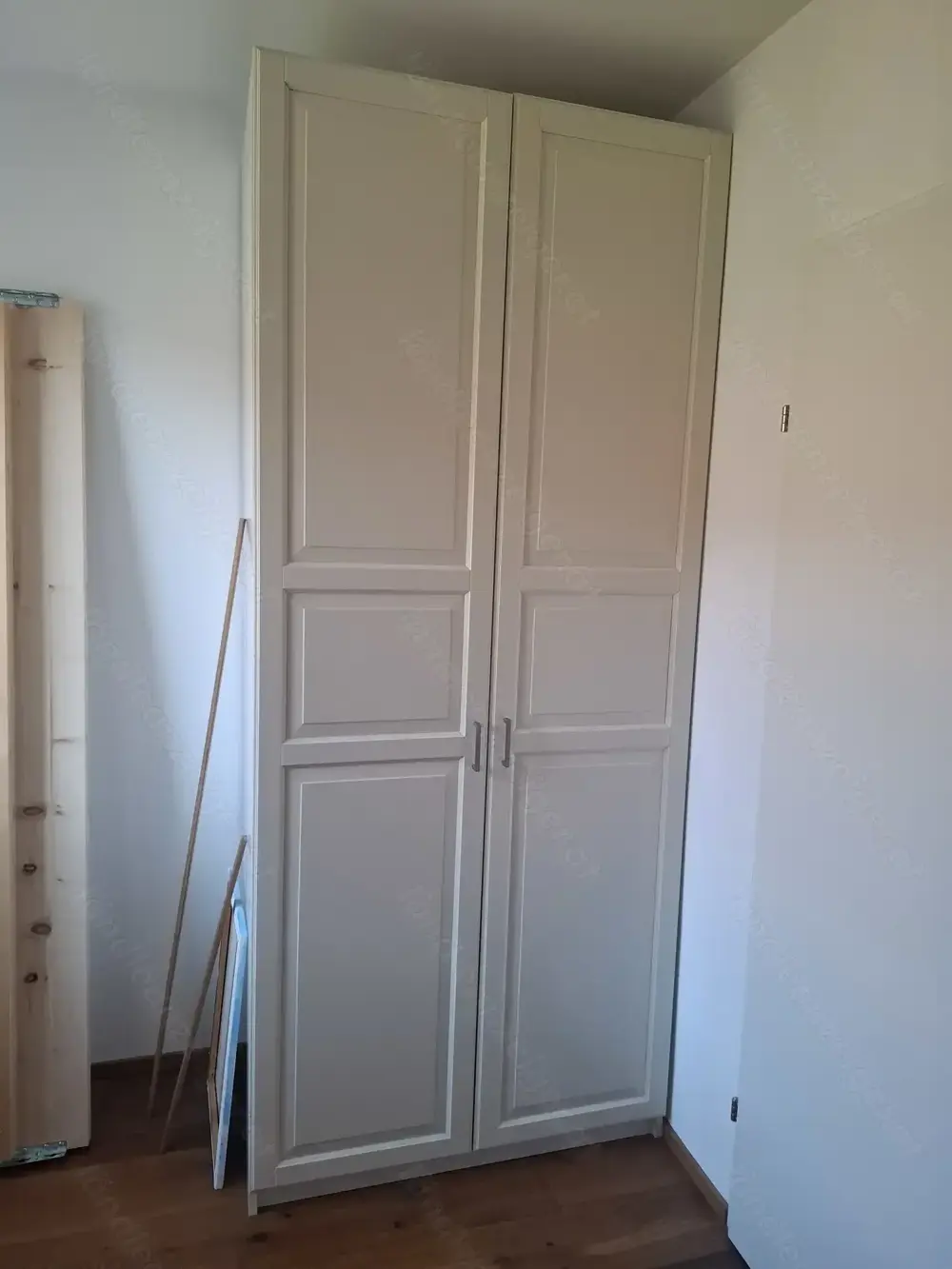 Kleiderkasten zu verkaufen Kleiderkasten zu verkaufen