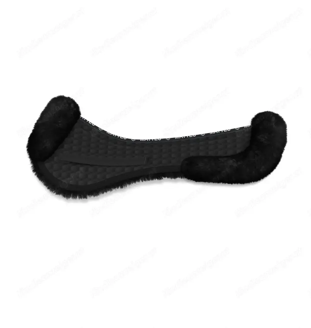 Mattes Lammfellsattelpad Springen L schwarz Mattes Lammfellsattelpad Springen L schwarz