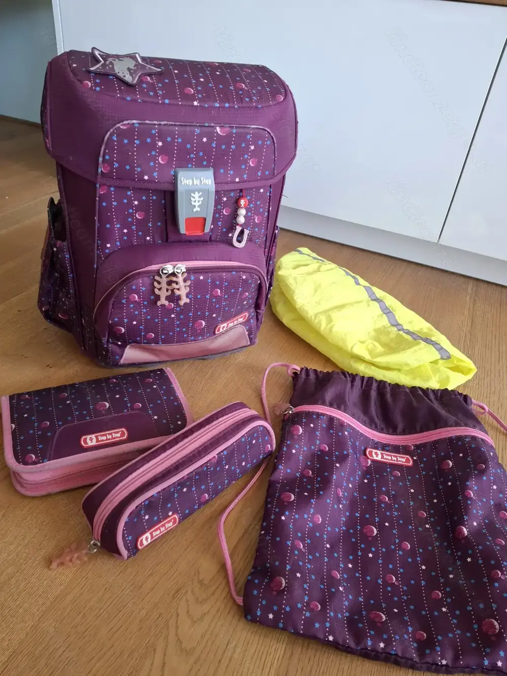 Schultasche mit Zubehör 