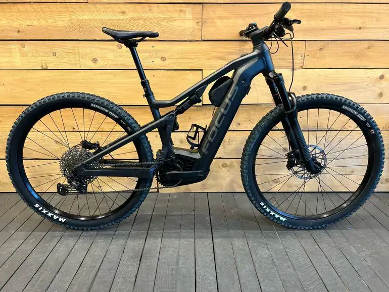 Montain Ebike Focus Thron 6.8 Bj. 2023 Montain Ebike Focus Thron 6.8 Bj. 2023