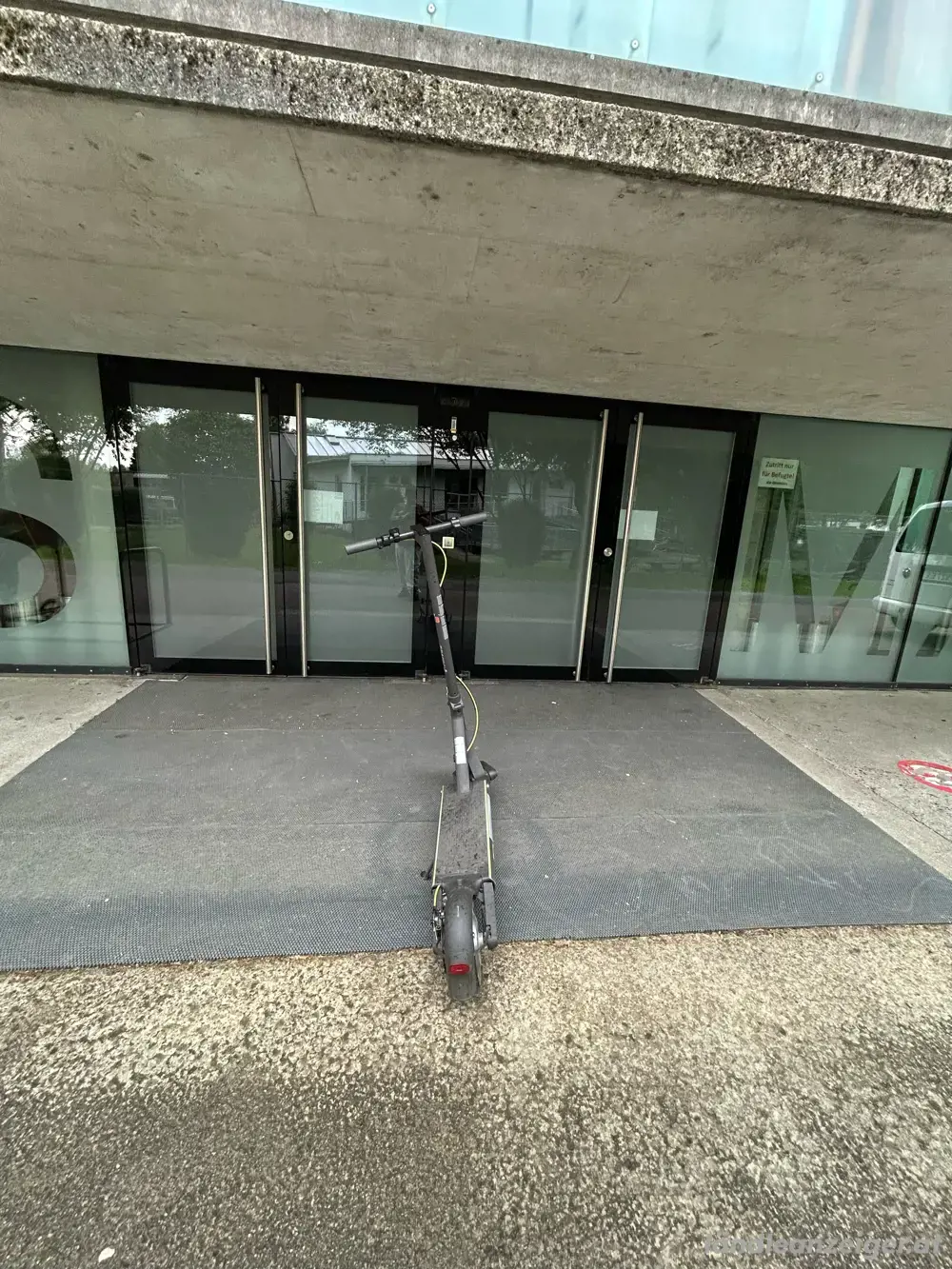 E-Scooter mit 1000 Watt Top Zustand,nur 450 Km gelaufen