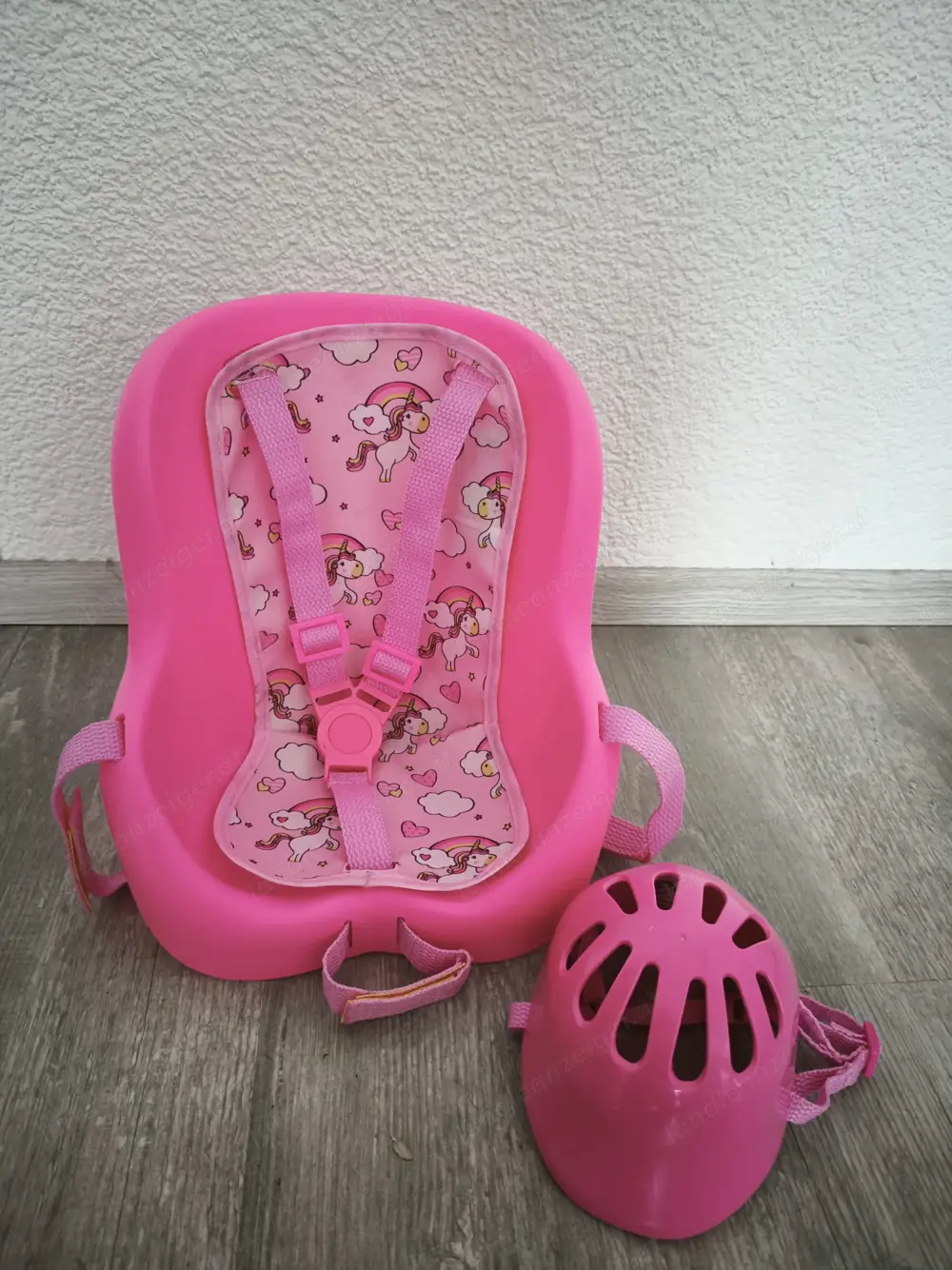 Puppen-Fahrradsitz + Helm Puppen-Fahrradsitz + Helm
