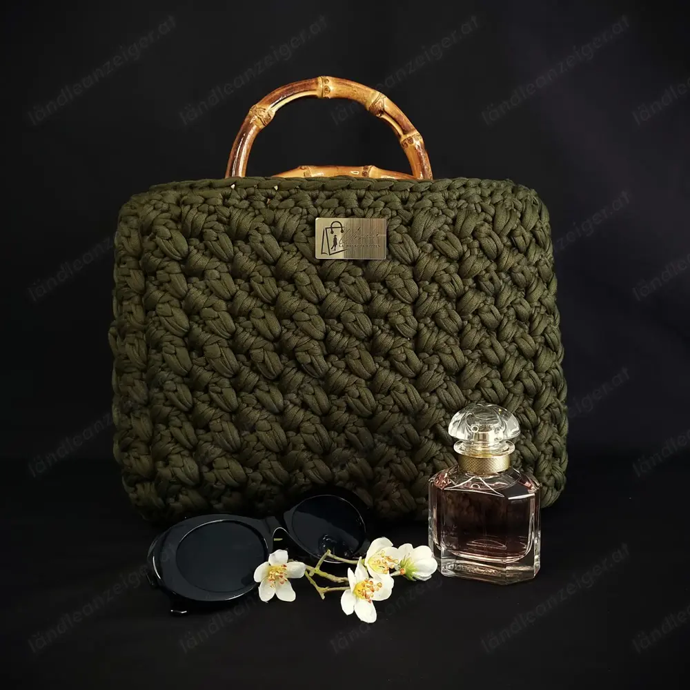 Tasche (gehäkelt) - olivgrün - 30x7x22cm - NEU Tasche (gehäkelt) - olivgrün - 30x7x22cm - NEU