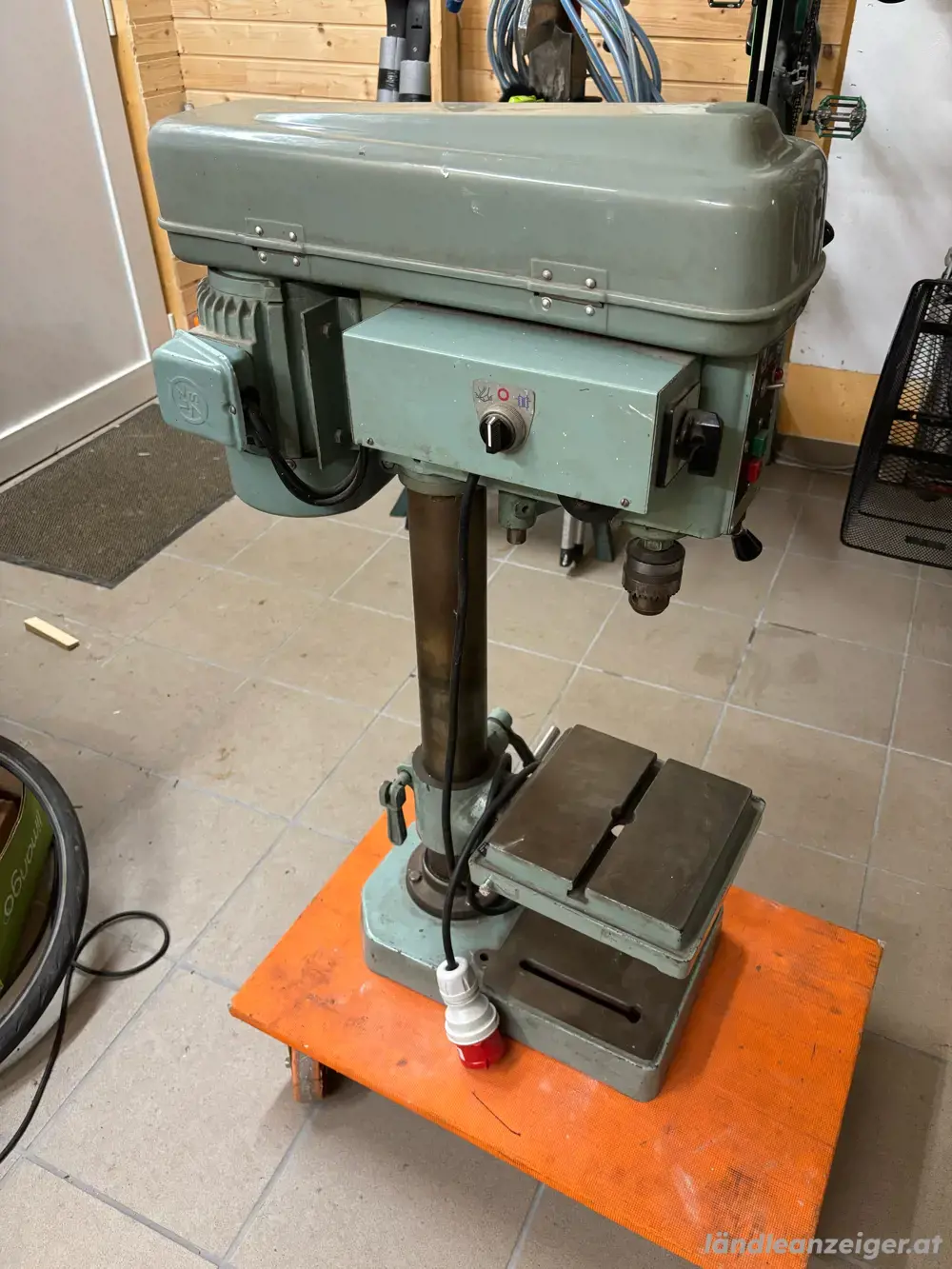 Ständerbohrmaschine Ständerbohrmaschine