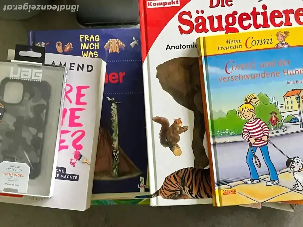 zu verschenken: (Kinder)Bücher, CDs, Handy-Hülle zu verschenken: (Kinder)Bücher, CDs, Handy-Hülle