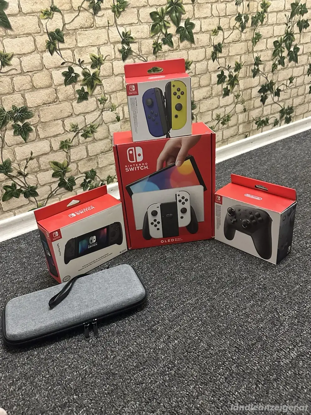 OLED Nintendo switch neu zustand mit Zubehör und rechung OLED Nintendo switch neu zustand mit Zubehör und rechung