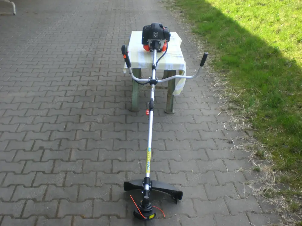 Motorsense Rasentrimmer Freischneider 3PS 2,2KW Motorsense Rasentrimmer Freischneider 3PS 2,2KW