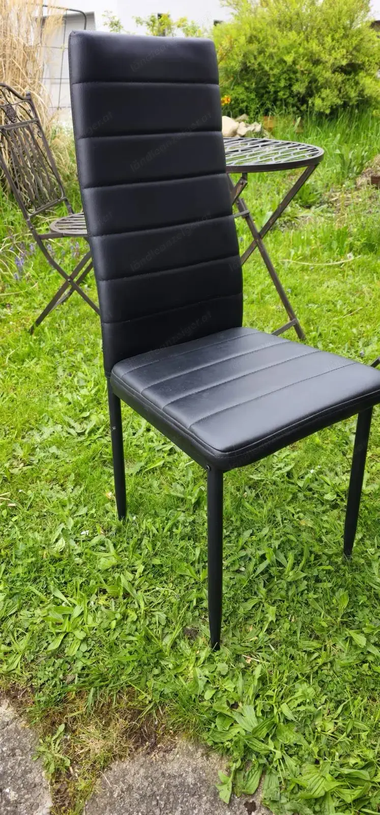 4 Stühle zu verschenken 4 Stühle zu verschenken