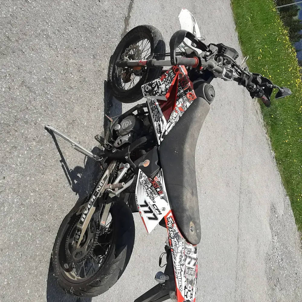 Moped Ersatzteilspener Moped Ersatzteilspener
