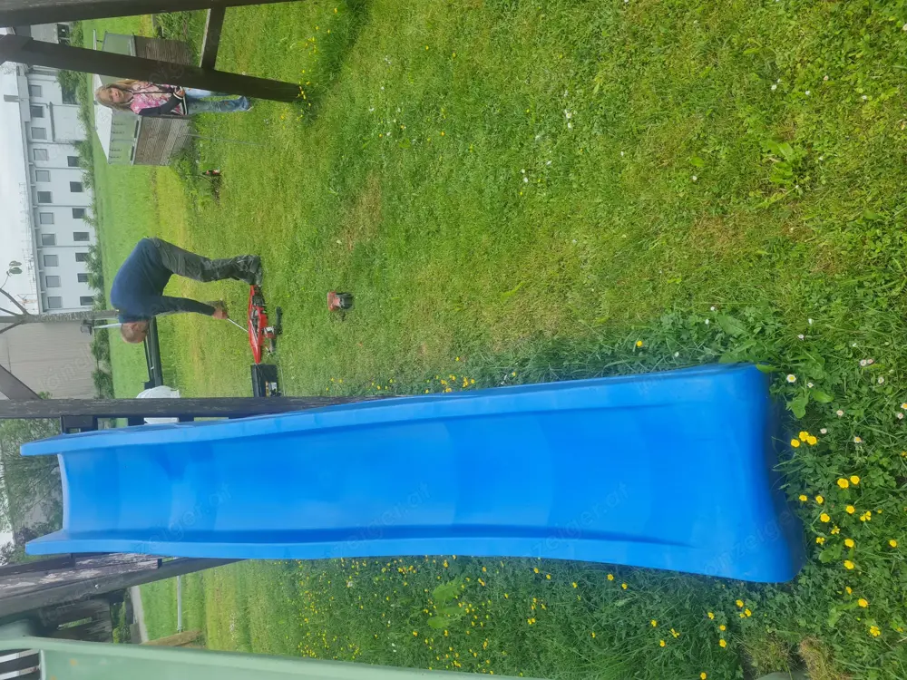 Blaue Rutschbahn zu verkaufen Blaue Rutschbahn zu verkaufen