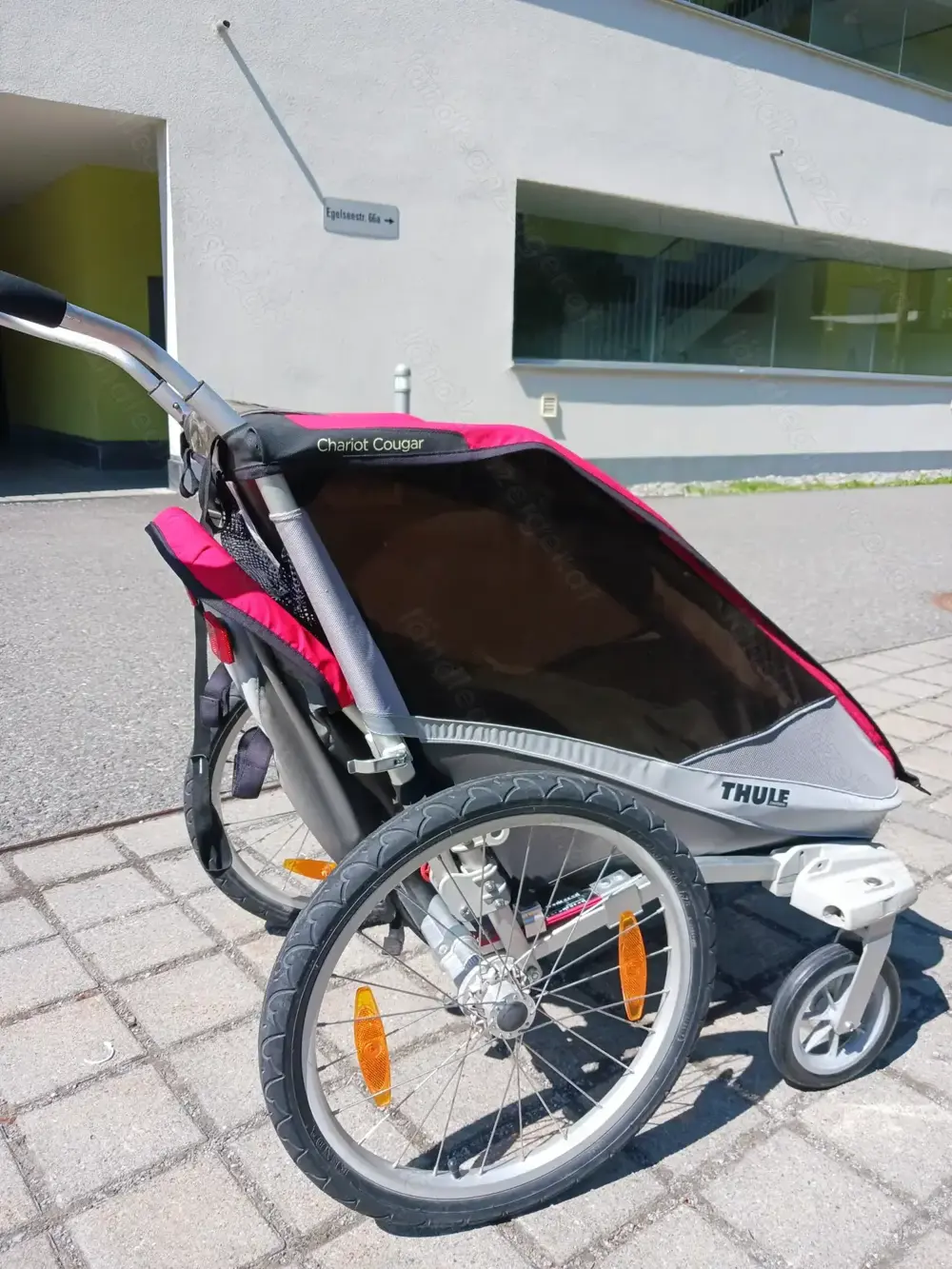 Thule Chariot 1 Kiki mit 2 Fahhradkupplungen Thule Chariot 1 Kiki mit 2 Fahhradkupplungen