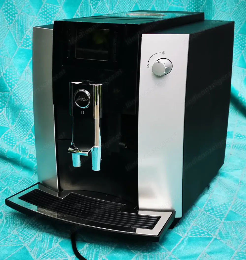 Jura E6 Kaffeevollautomat, gepflegter Zustand Jura E6 Kaffeevollautomat, gepflegter Zustand