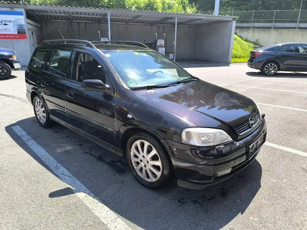 Opel Astra Kombi neu ÖAMTC Vorgeführt Opel Astra Kombi neu ÖAMTC Vorgeführt