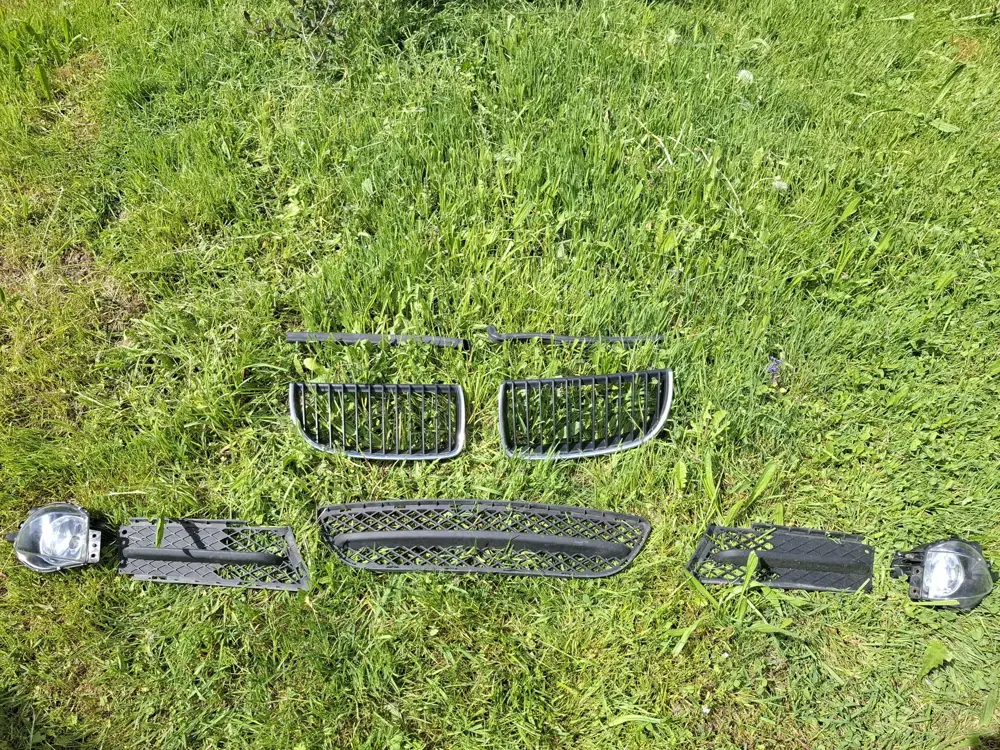 BMW E90 VFL Nieren Gitter Nebelscheinwerfer zu verkaufen BMW E90 VFL Nieren Gitter Nebelscheinwerfer zu verkaufen