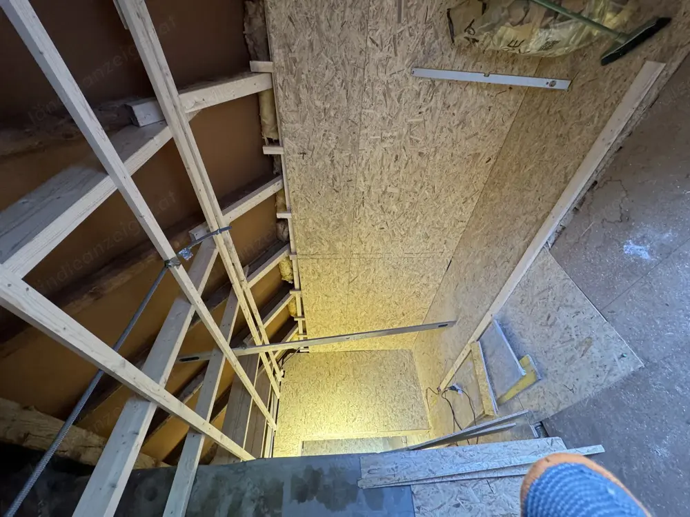 Altbausanierung, Verputzarbeiten, Malerarbeiten, Abbrucharbeiten,...