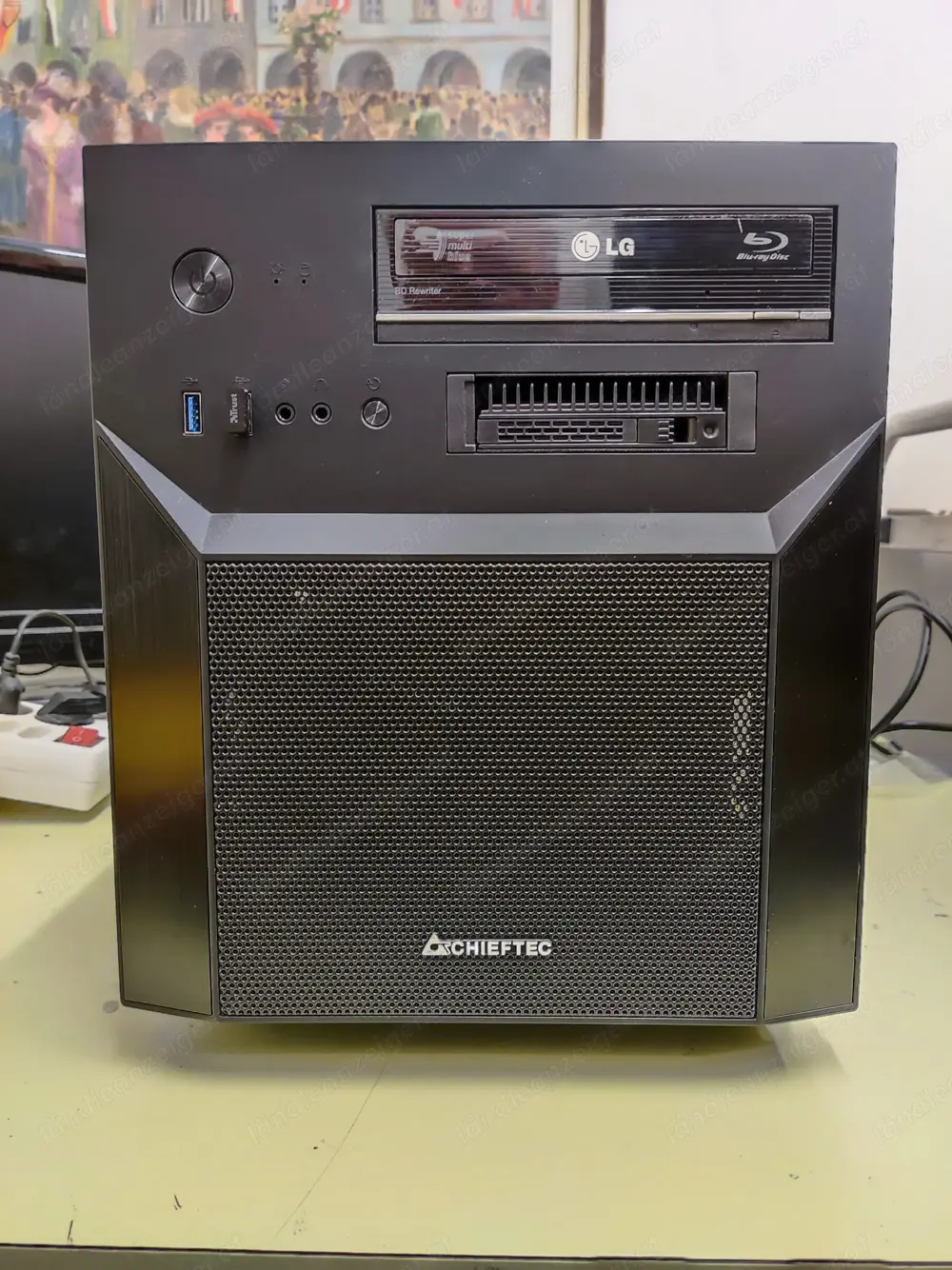 Gaming Eigenbau PC i5-13600K,64GB,2x1TB M.2 SSD,4TB HDD,RTX3060Ti,Bluray LG BH10LS38..........lesen! Gaming Eigenbau PC i5-13600K,64GB,2x1TB M.2 SSD,4TB HDD,RTX3060Ti,Bluray LG BH10LS38..........lesen!