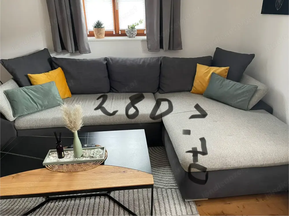 Couch mit Tisch Couch mit Tisch