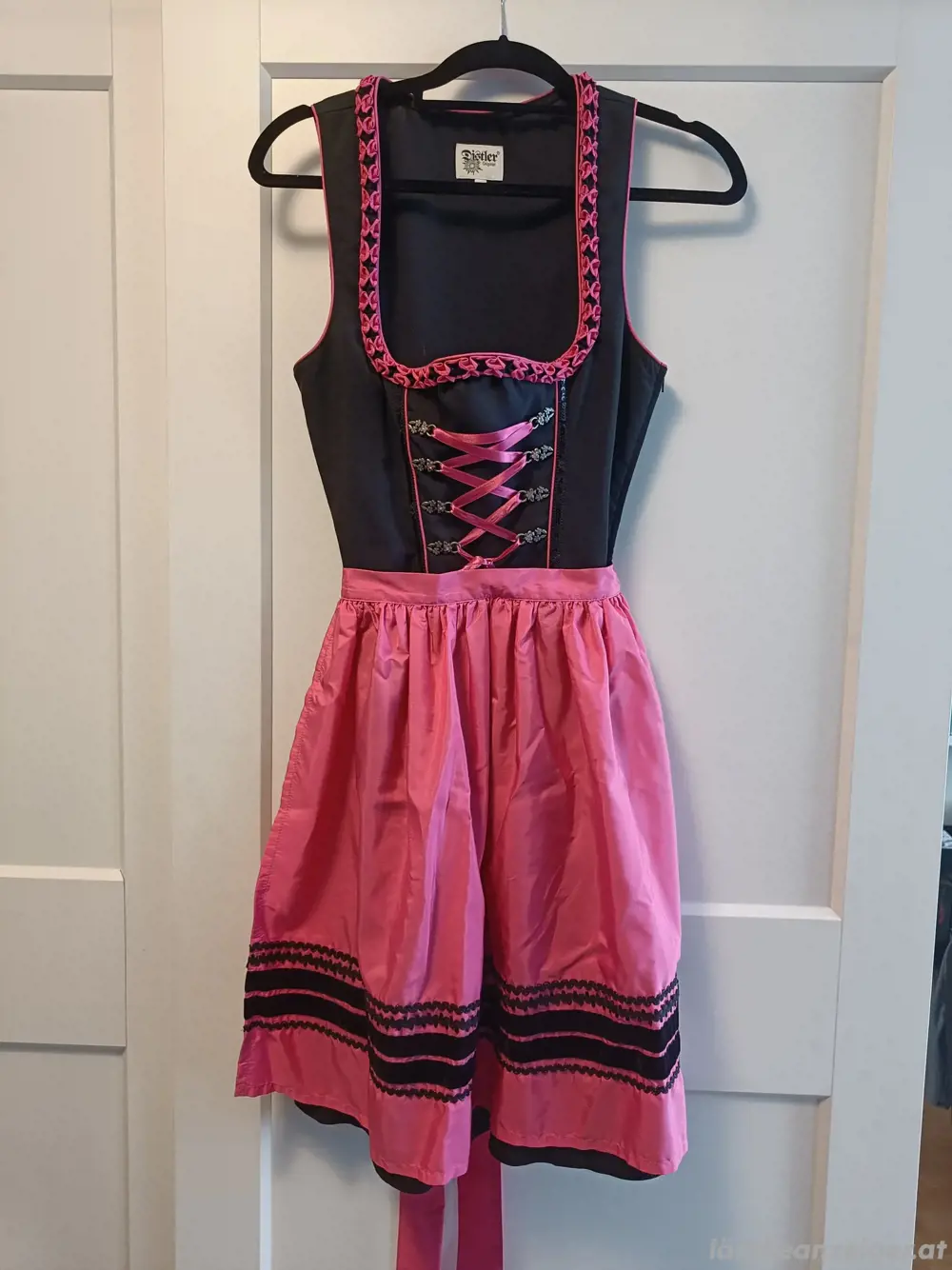 Dirndl schwarz 