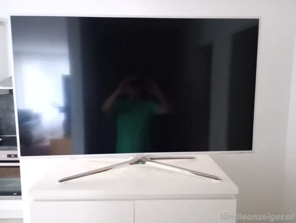 Samsung - Smart tv 46" Samsung - Smart tv 46"
