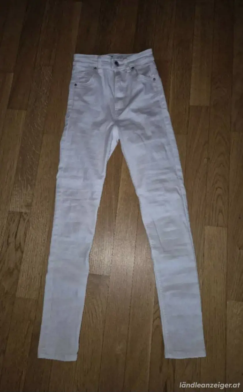 Bershka Jeans Gr. 32 Bershka Jeans Gr. 32