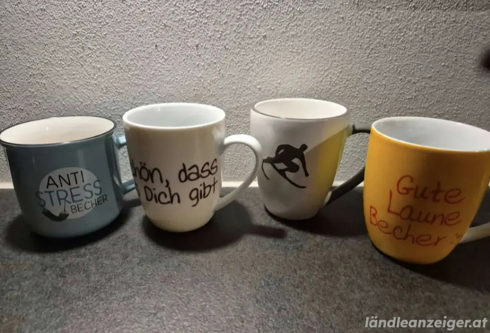 4 Kaffeetassen mit Spruch Neu 4 Kaffeetassen mit Spruch Neu