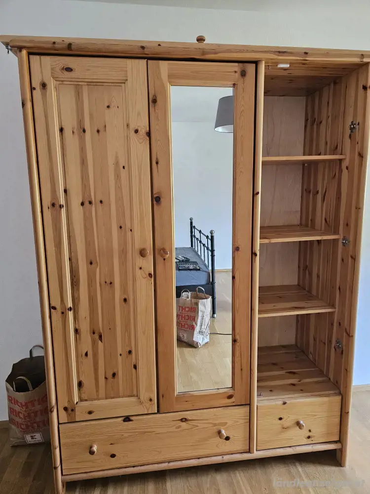 Garderobe zu verschenken Garderobe zu verschenken