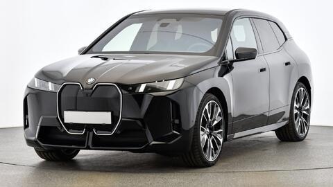 BMW iX xDrive45 M Sportpaket // Anhängerkupplung // Harman Kardon Soundsystem BMW iX xDrive45 M Sportpaket // Anhängerkupplung // Harman Kardon Soundsystem