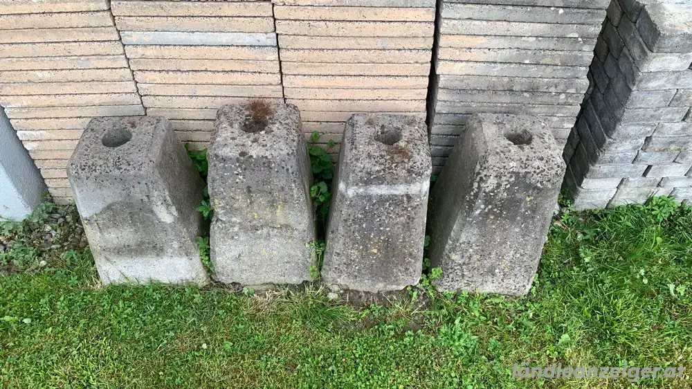 Betonsockel Fundamentstein Betonfuß Betonsockel Fundamentstein Betonfuß