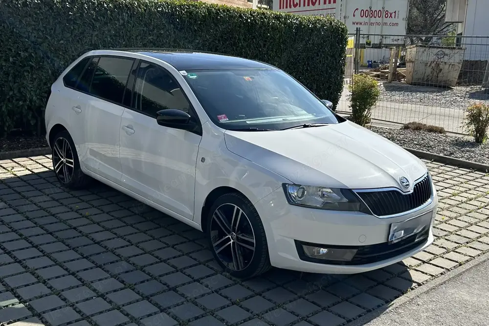 Skoda Rapid Spaceback  1,2 TSI Elegance Green tec (77 KW   105 PS, 6 Gang, Benzin, 8-fach bereift)