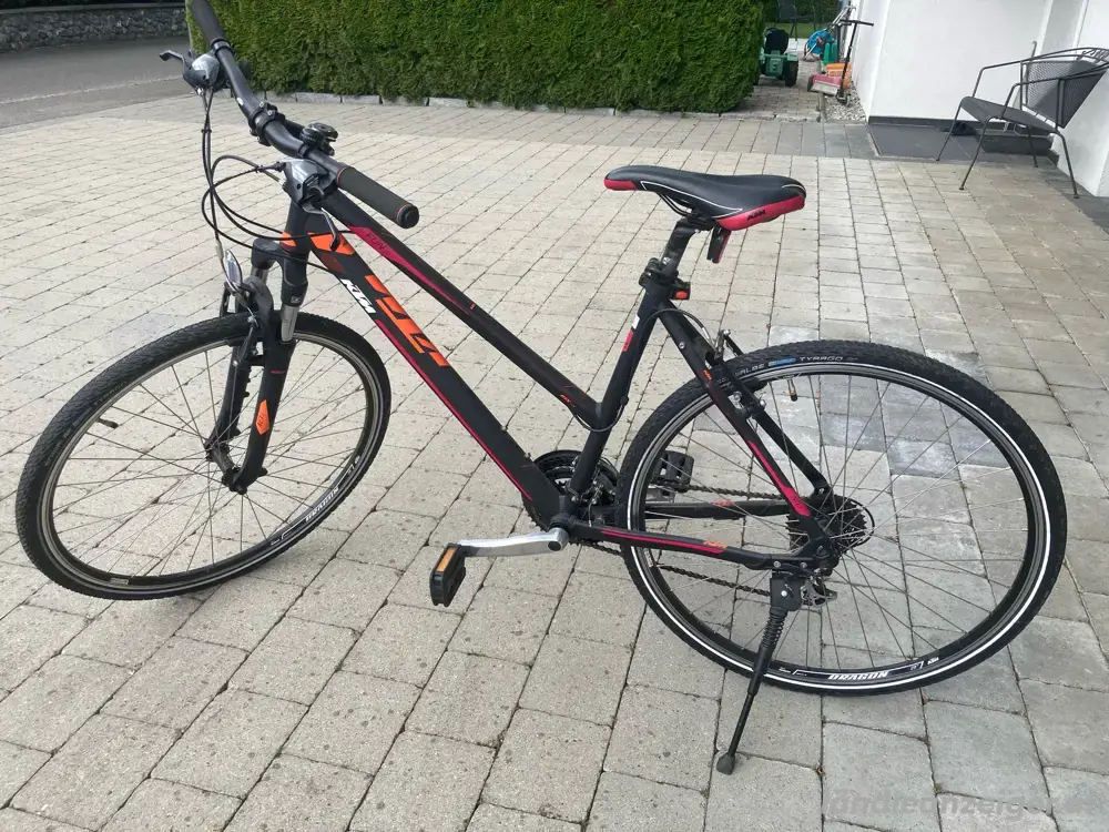 Fahrrad KTM Trekkingbike Fahrrad KTM Trekkingbike