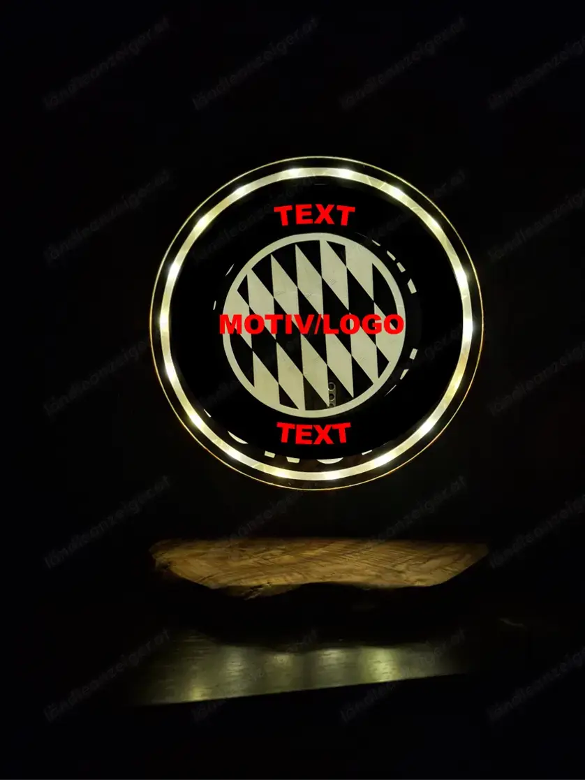 Runder Glas-Spiegel mit verdeckter LED-Lichterkette auf Holzbrett und Schwemmholz (mit Wunschmotiv) Runder Glas-Spiegel mit verdeckter LED-Lichterkette auf Holzbrett und Schwemmholz (mit Wunschmotiv)