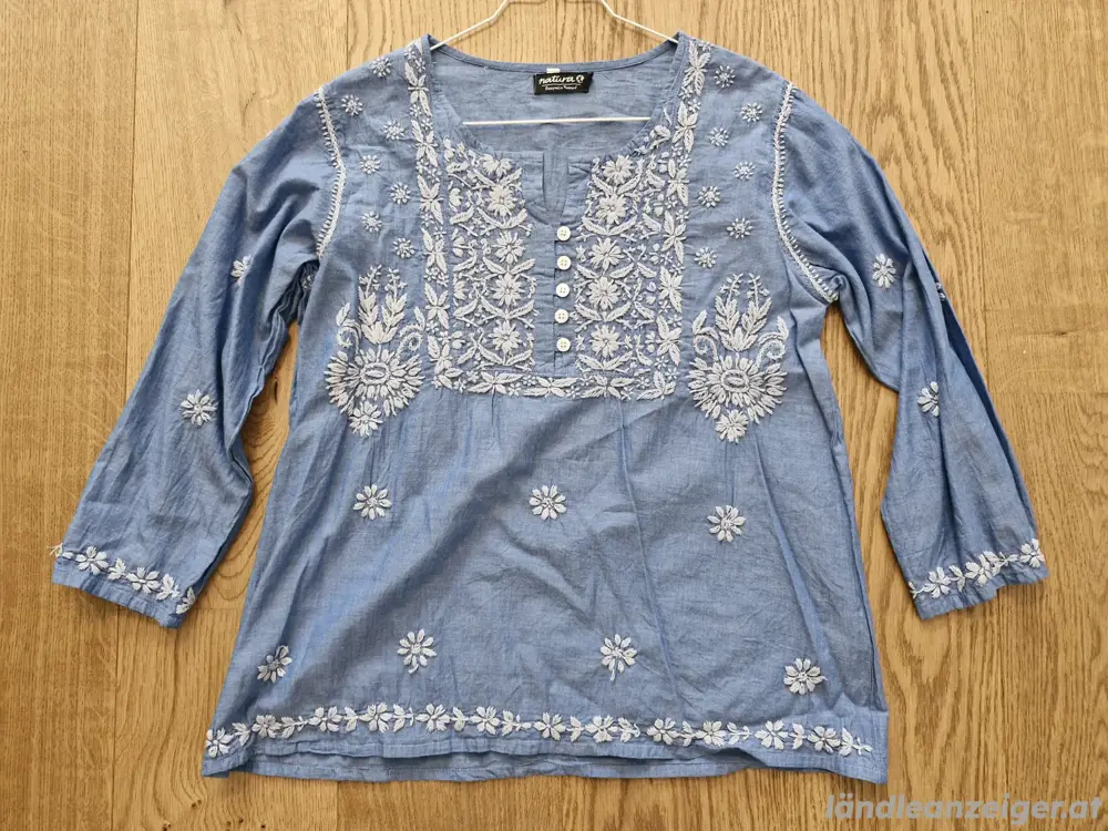 Bluse mit Stickerei Bluse mit Stickerei