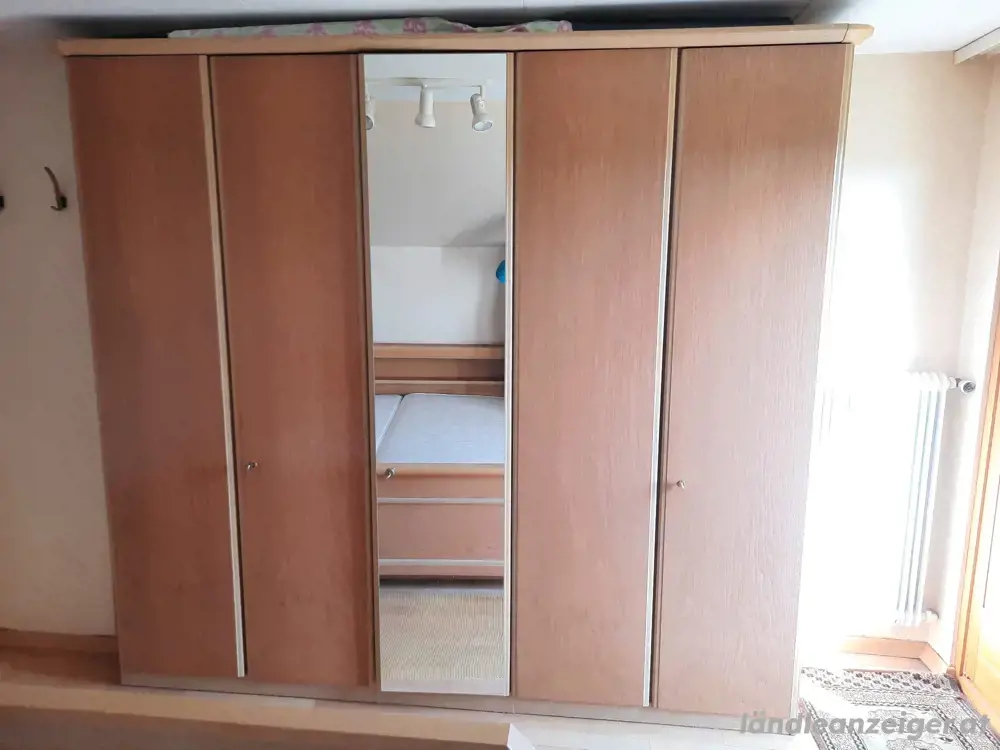 zu verschenken: Schrank zu verschenken: Schrank