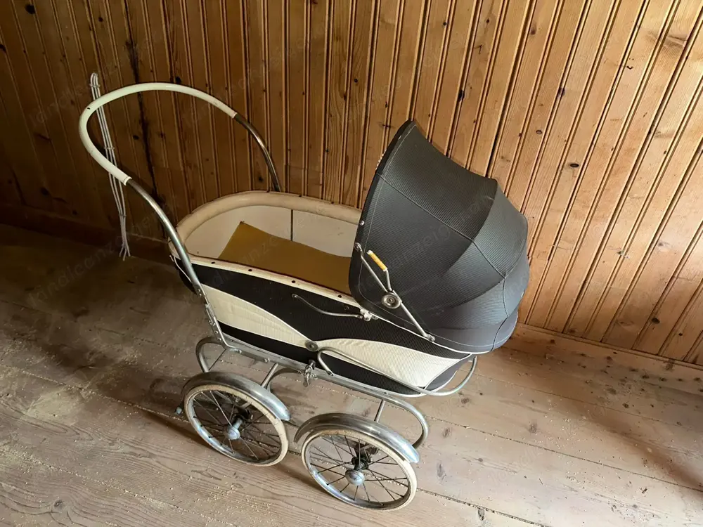 alter Kinderwagen alter Kinderwagen