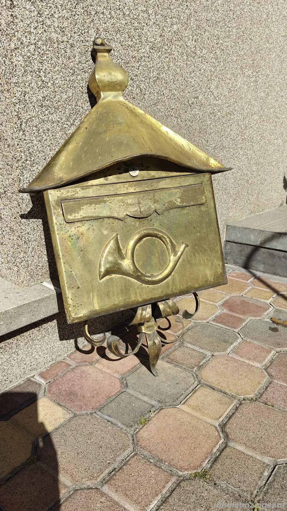 Briefkasten, Lampe, Hausnummer Unterlagsschild Briefkasten, Lampe, Hausnummer Unterlagsschild