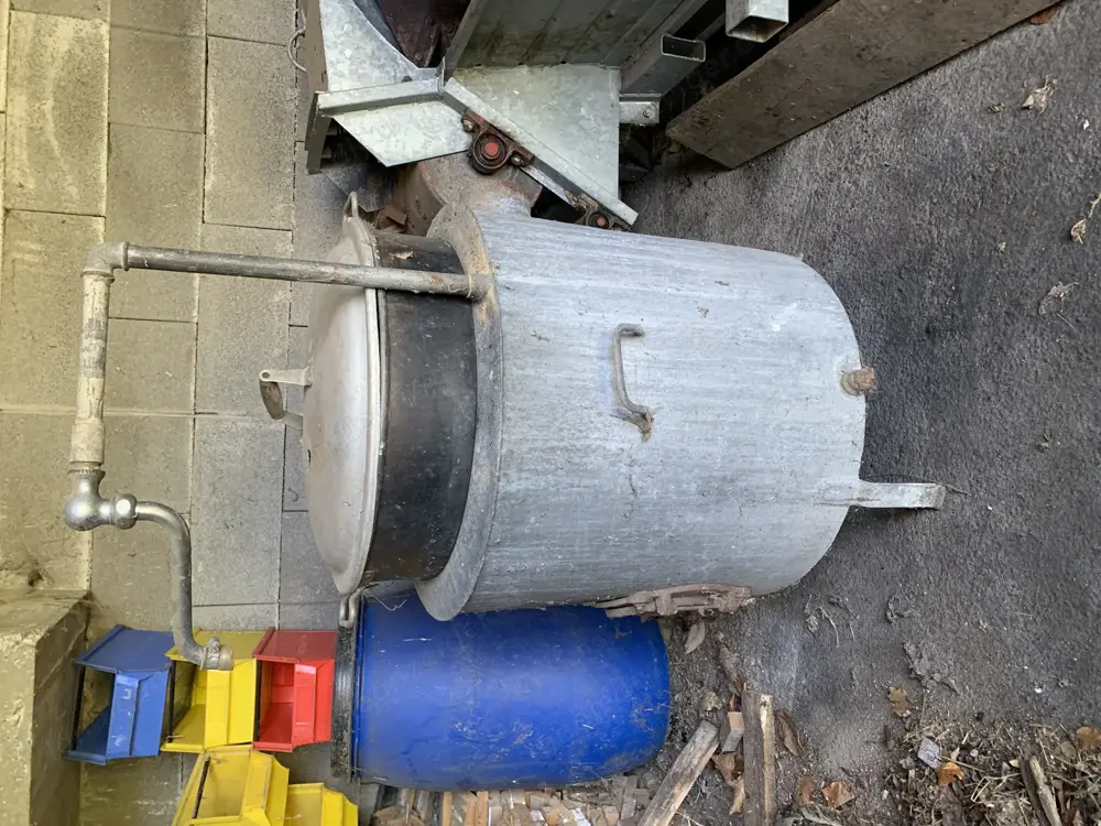 Alter Brennkessel - Kupfer - billig abzugeben Alter Brennkessel - Kupfer - billig abzugeben