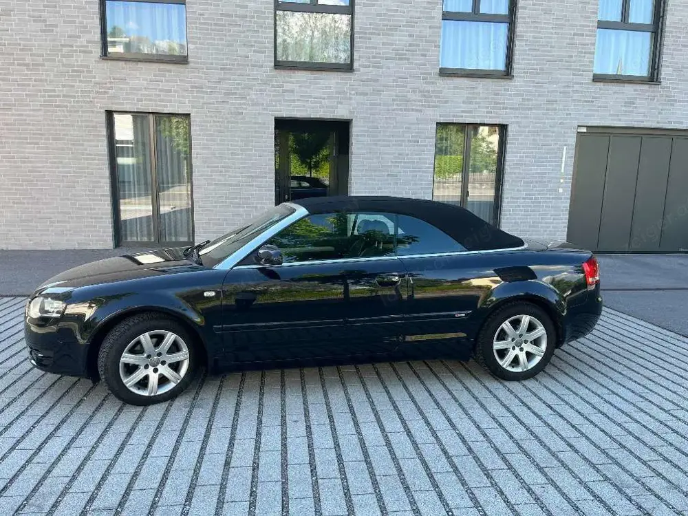 Audi A4 Cabriolet 2.0 TDI S line