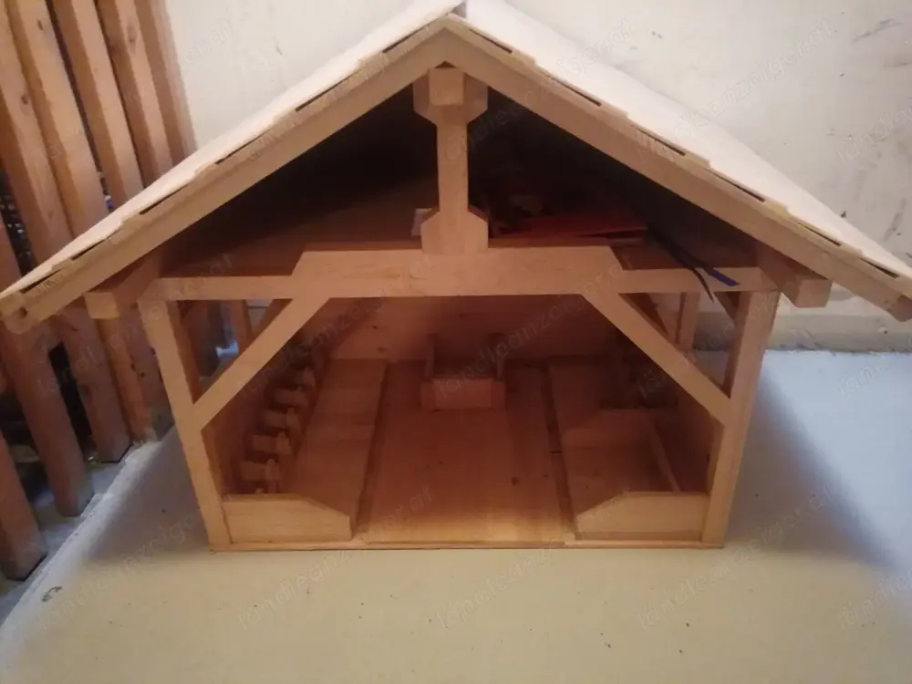 Schleich Tiere und Figuren BOX inklusive Bauernhof Holz geschnitzt Schleich Tiere und Figuren BOX inklusive Bauernhof Holz geschnitzt