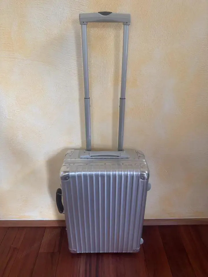 Rimowa Classic Flight Cabin JU-52 Aluminium Koffer Rimowa Classic Flight Cabin JU-52 Aluminium Koffer