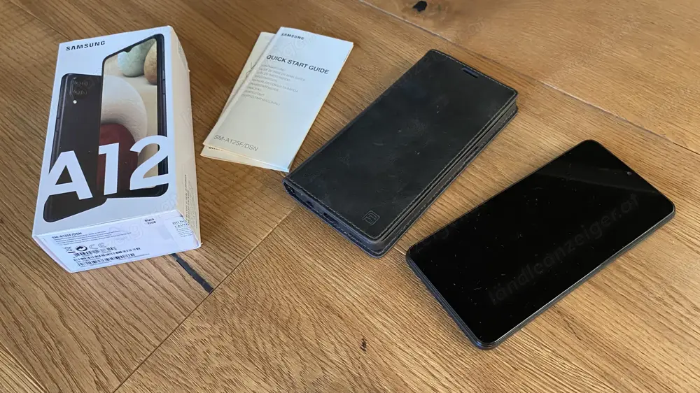 Smartphone * Samsung Galaxy A12 SM-A125F DSN * 32GB entsperrt * Hülle Smartphone * Samsung Galaxy A12 SM-A125F DSN * 32GB entsperrt * Hülle