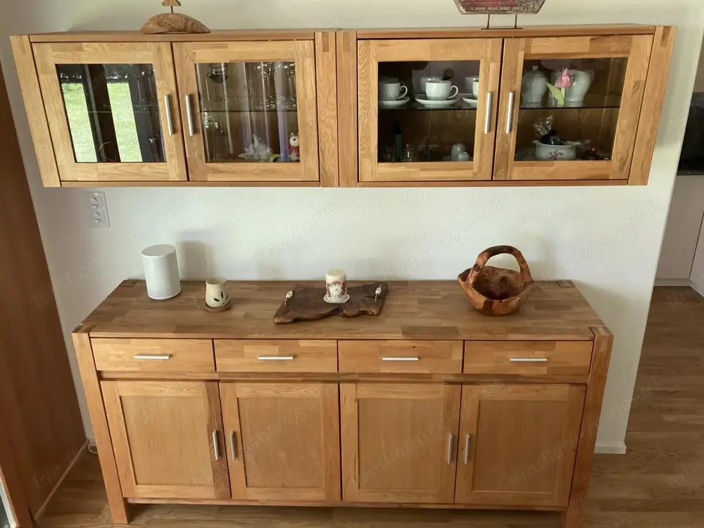 Sideboard & Vitrine
